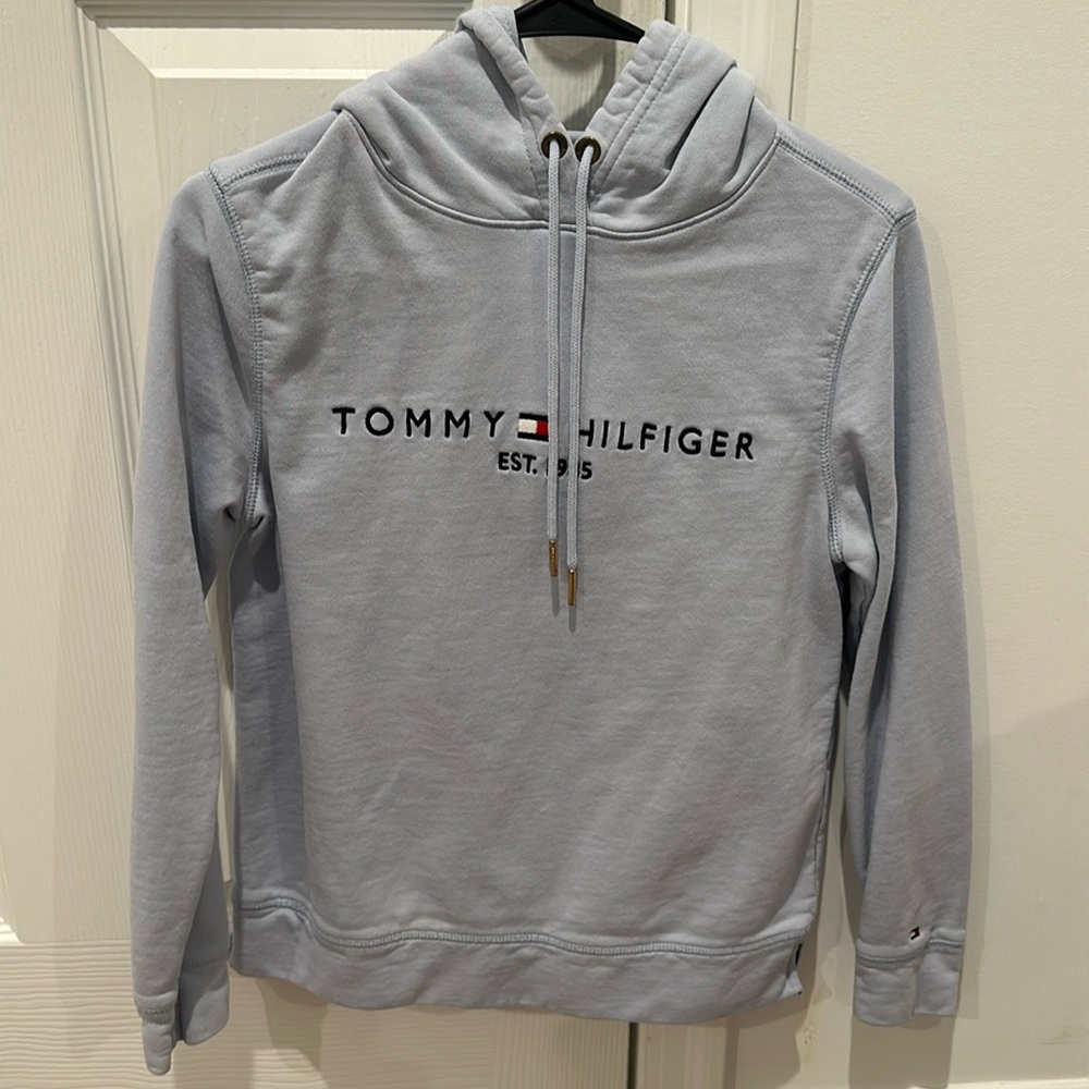 Light blue, Tommy Hilfiger hoodie. Size small (S) wore it once.